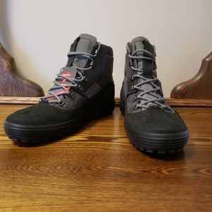 Men's Black and Gray Hiking Boots
